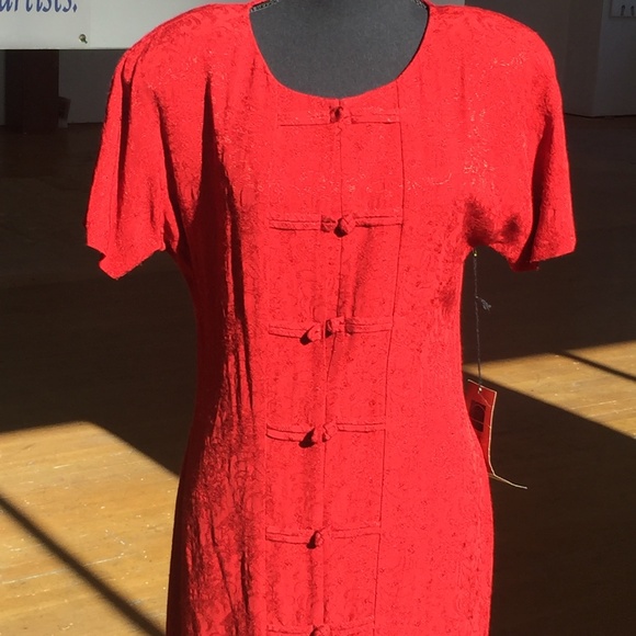 Carole Little long/maxi red Asian style short sleeve button front dress - Picture 3 of 8